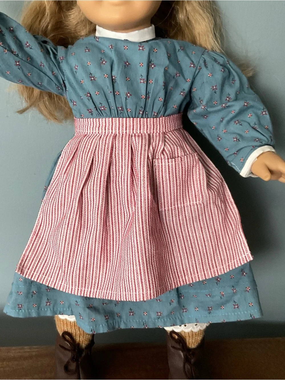 American Girl Doll - Kirstin with Meet Outfit
